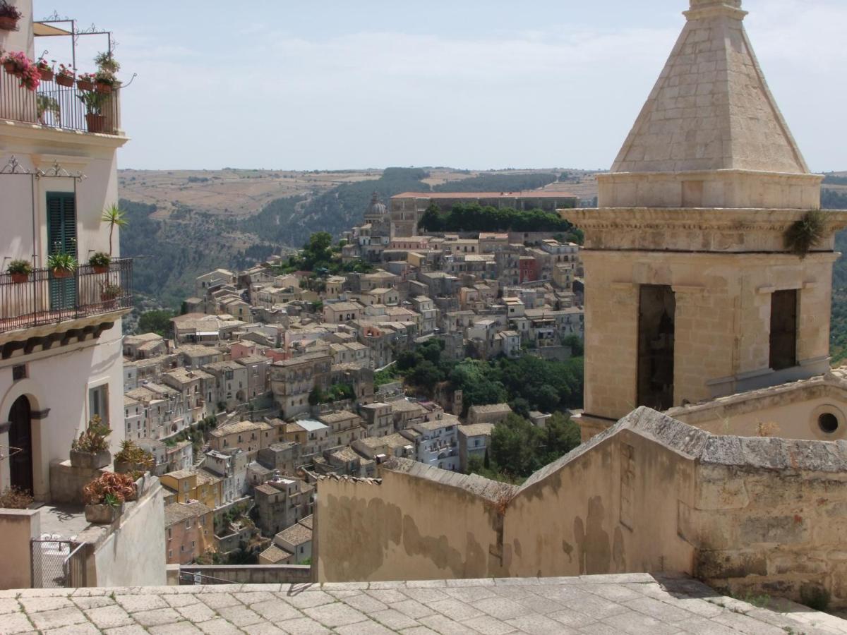 A Naca Villa Ragusa Exteriör bild