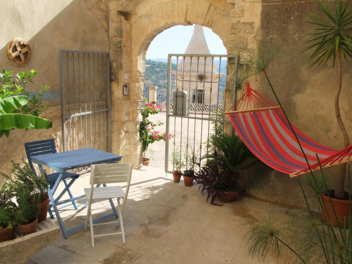 A Naca Villa Ragusa Exteriör bild