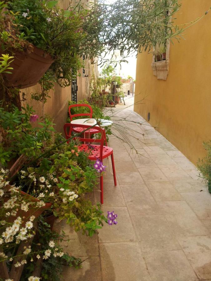 A Naca Villa Ragusa Exteriör bild