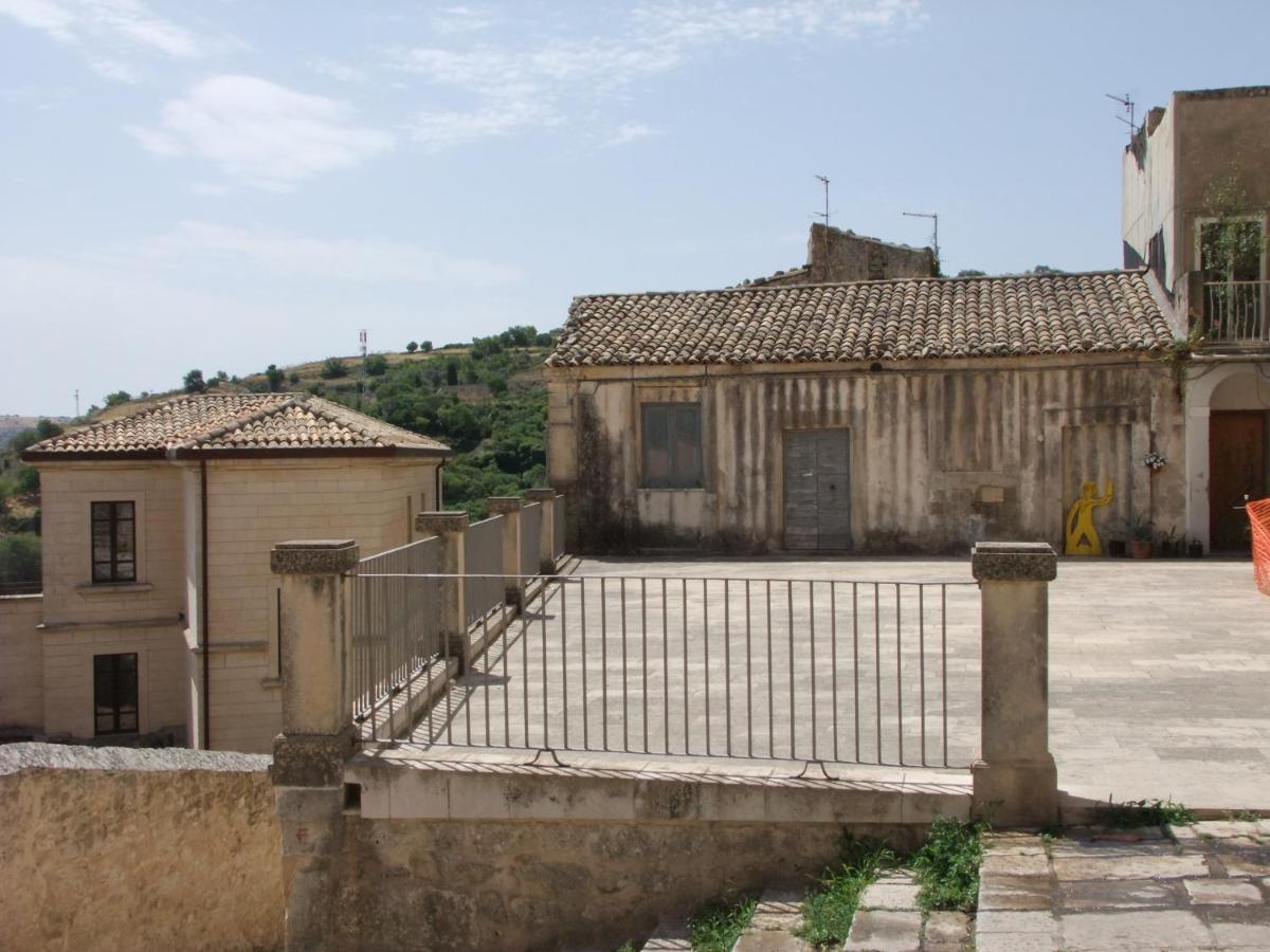 A Naca Villa Ragusa Exteriör bild