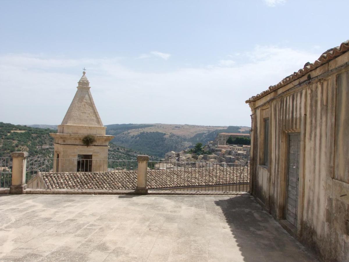 A Naca Villa Ragusa Exteriör bild