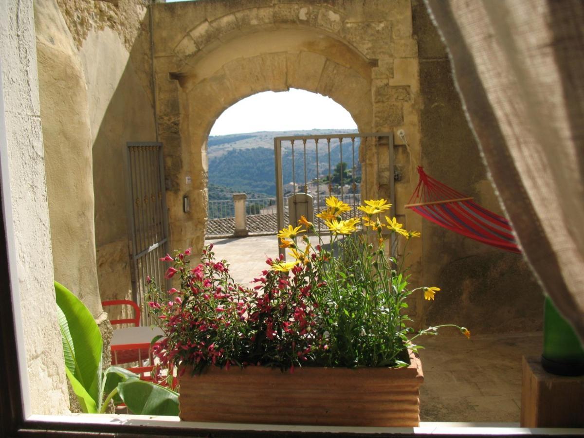 A Naca Villa Ragusa Exteriör bild