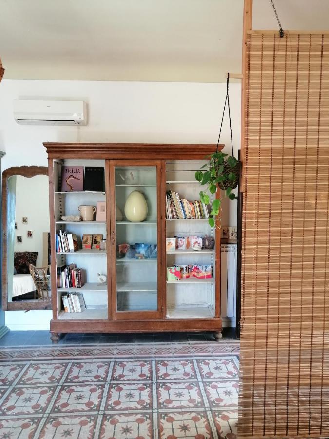 A Naca Villa Ragusa Exteriör bild